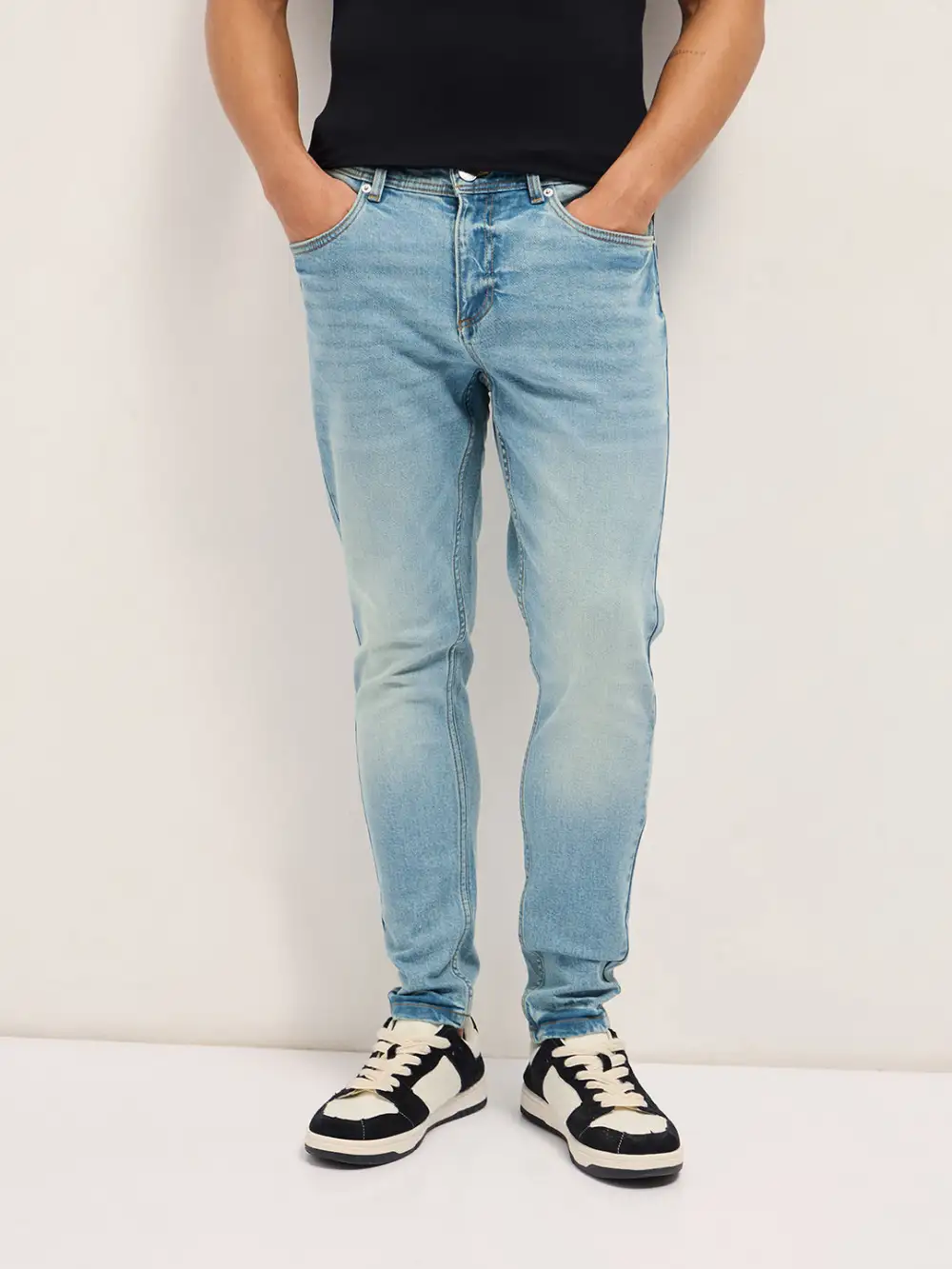 Coastal Edition Stretch Pocket Lightweight Jeans