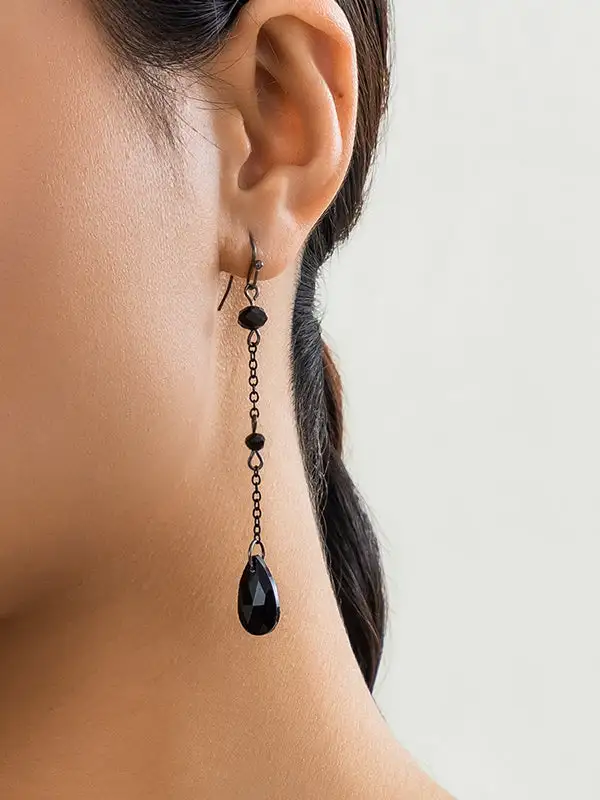 Distinctive Openwork Drop Earrings