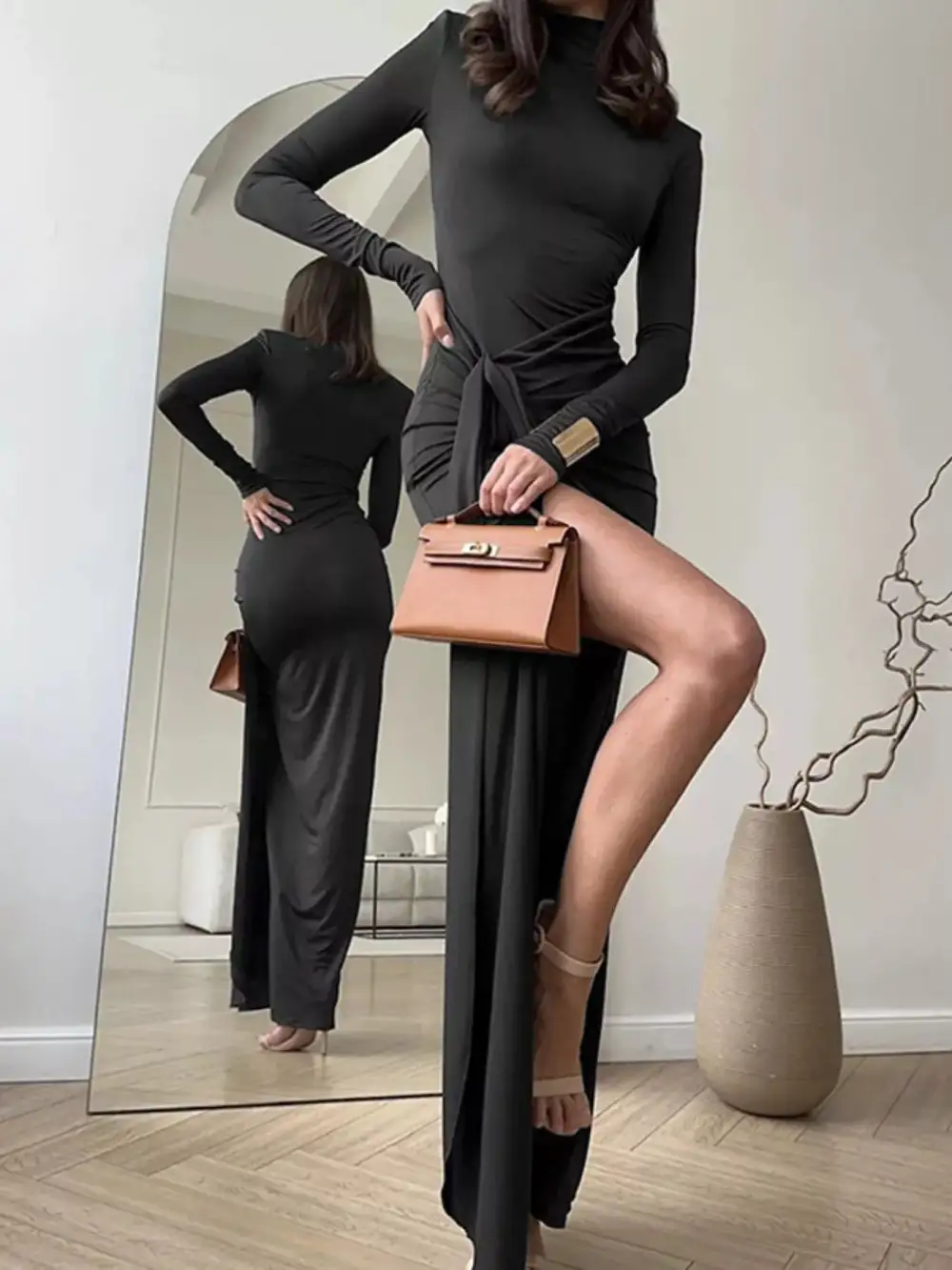Finish Slit Long Sleeve Maxi Dress