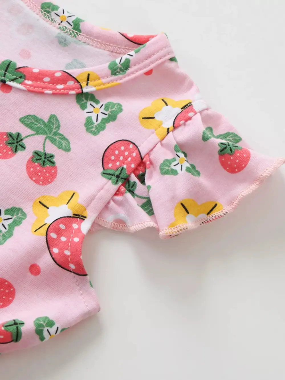 Girls Strawberry Print Ruffle Sleeve Dress