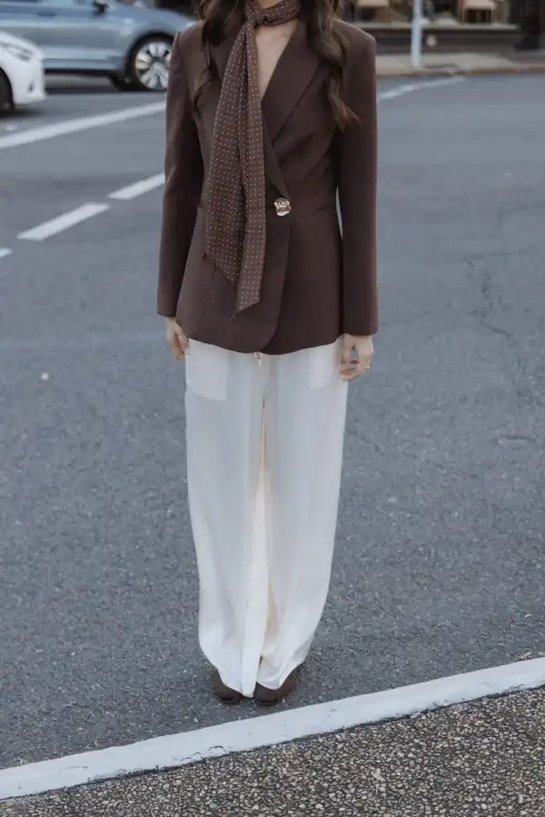 Minimal Notched Collar Blazer