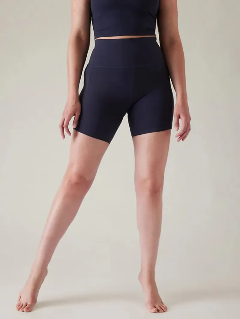 Burgundy Pocketed Athletic Shorts For Functional Casual Style