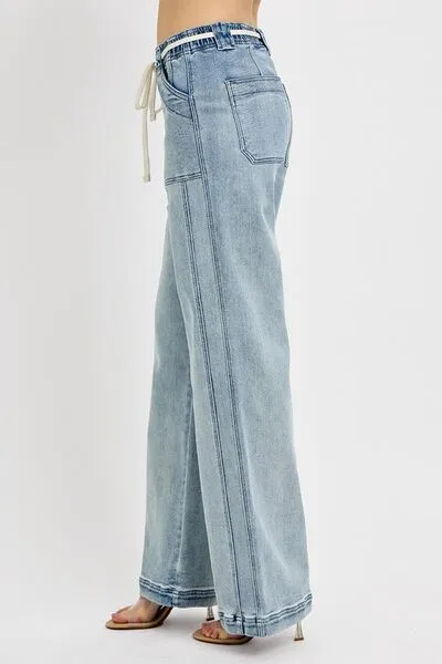Modern Straight Leg Pocketed Denim Jeans