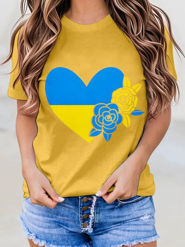Heart-Shaped Flower Printed T-Shirts