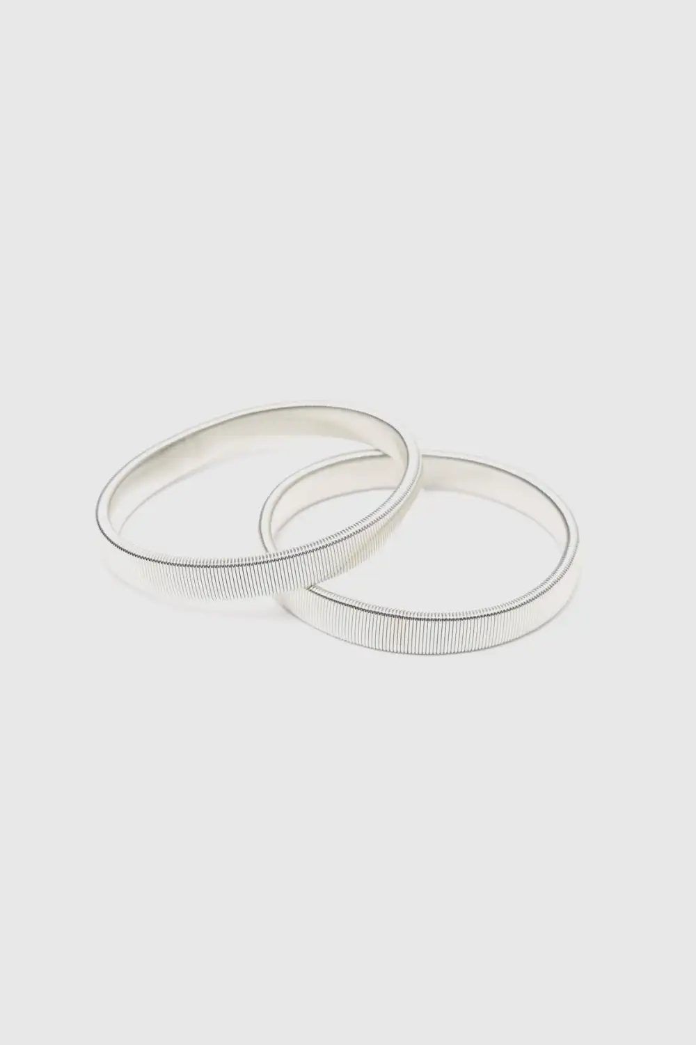 Silver Adjustable Sleeve Garter