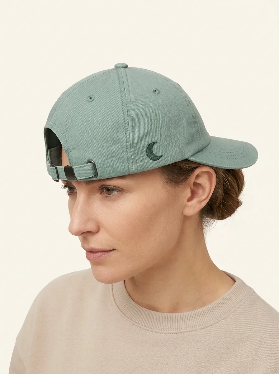 Unisex Minimalist Crescent Moon Embroidered Baseball Cap