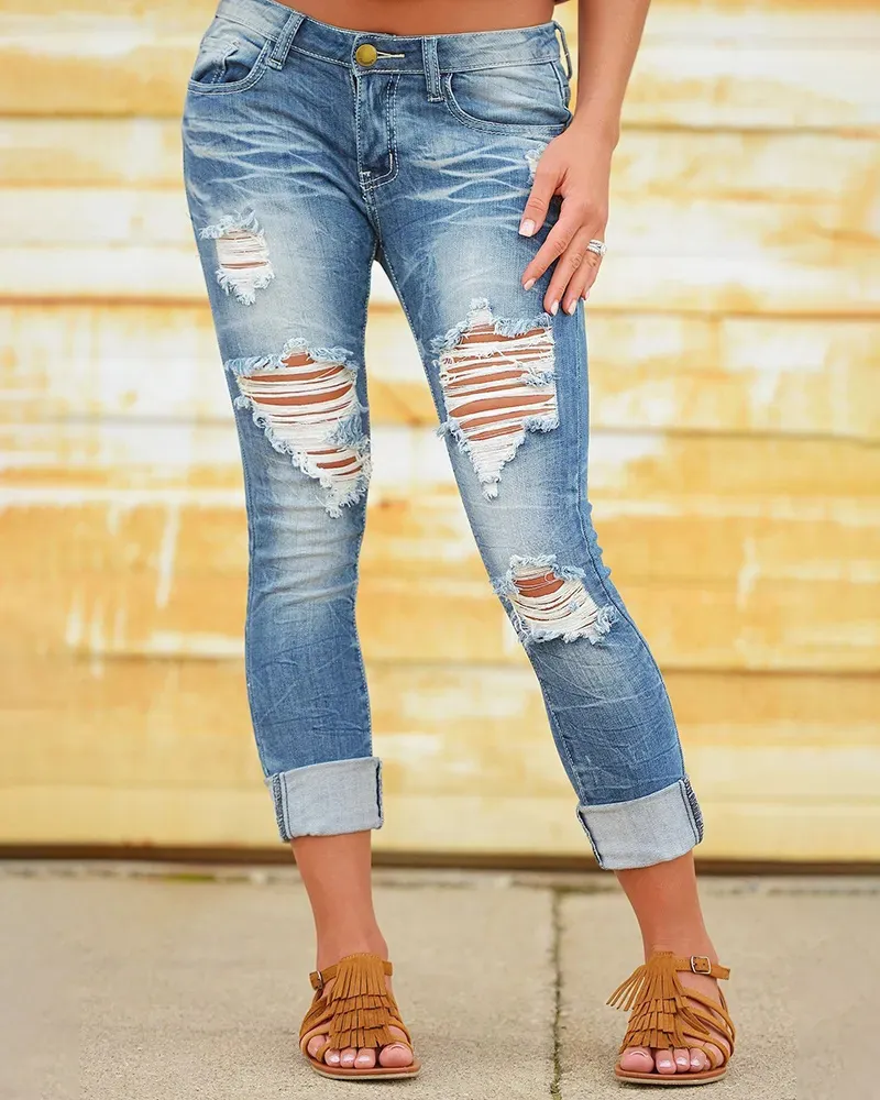 Distressed Roll Hem Zip Fly Low Waist Capris Jeans