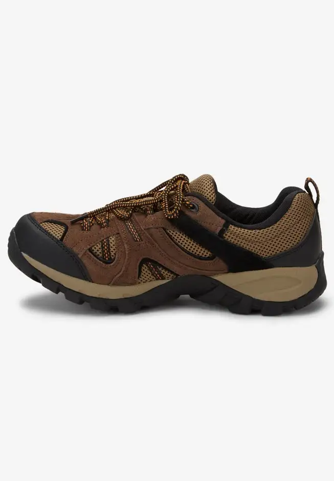 Trail Sneakers