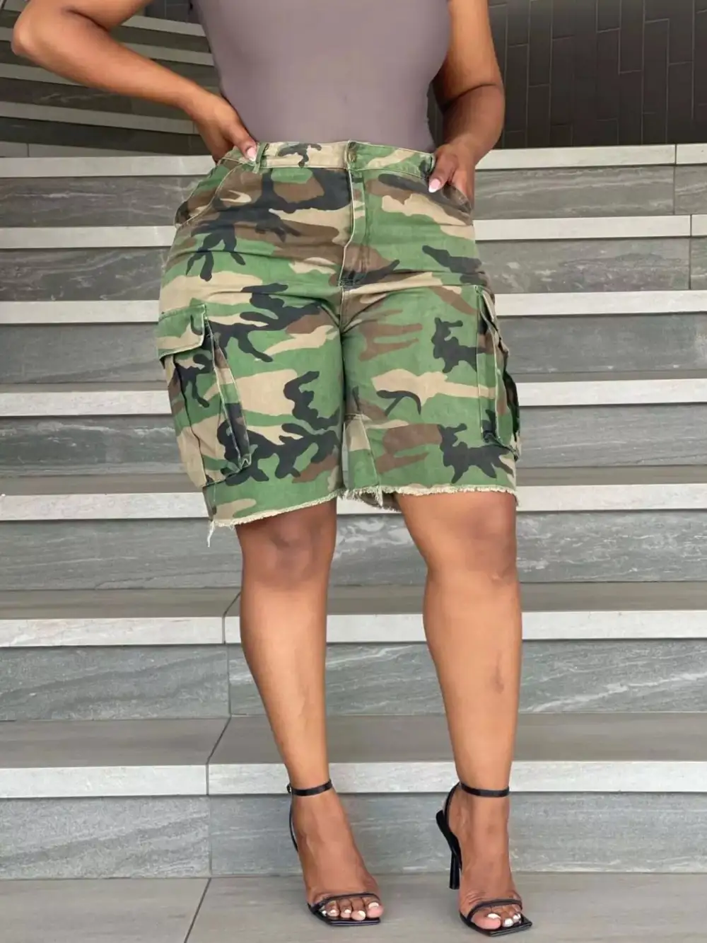 Raw-Hem Cotton Camouflage Cargo Shorts