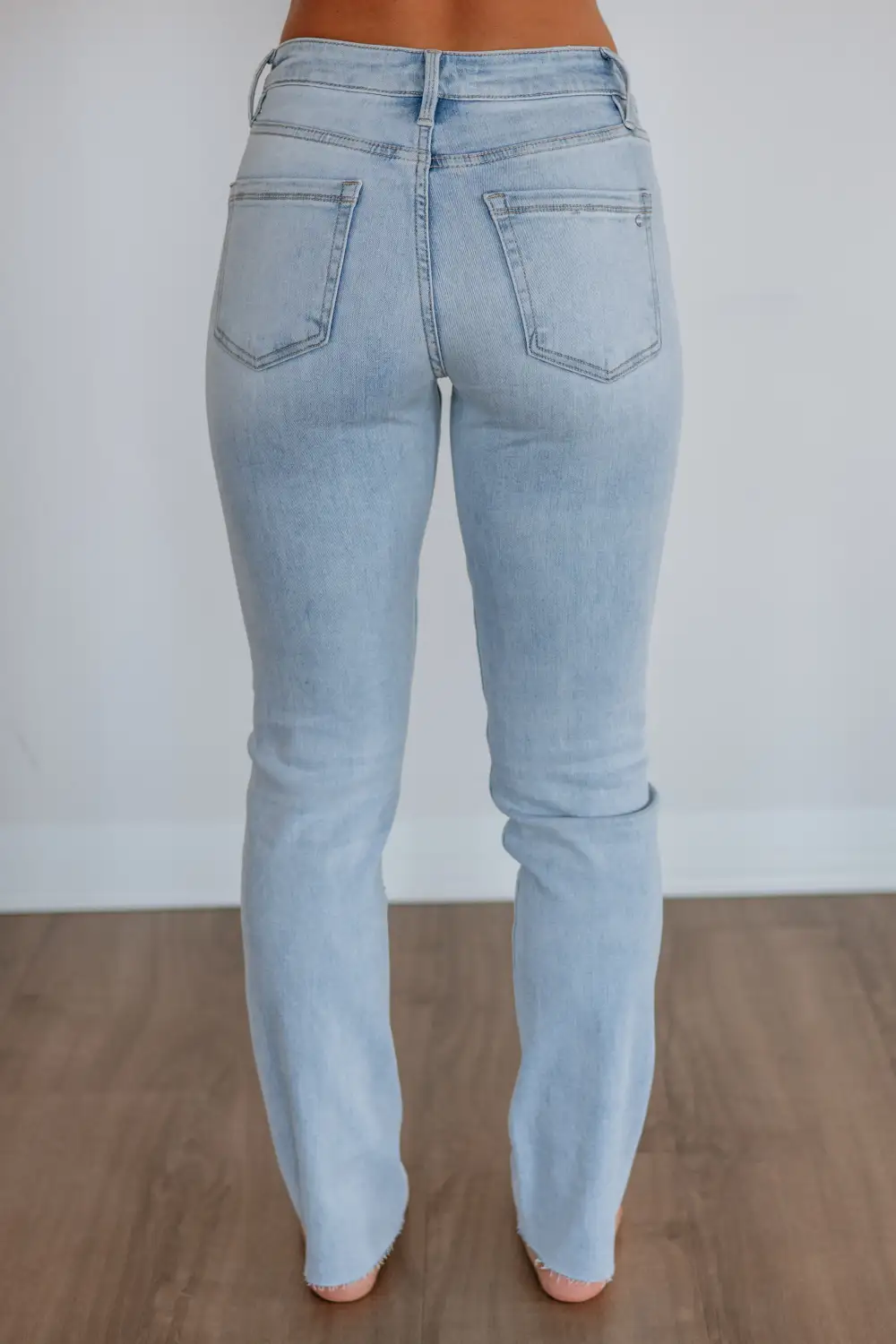 Women's Mid Rise Straight Leg Tummy Control Jeans
