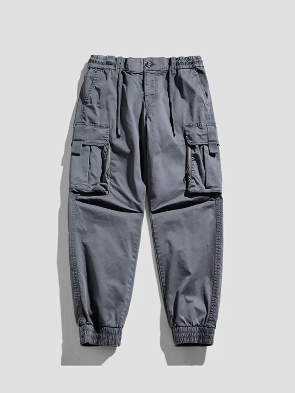 Refined Men's Cargo Pants with Multiple Pockets