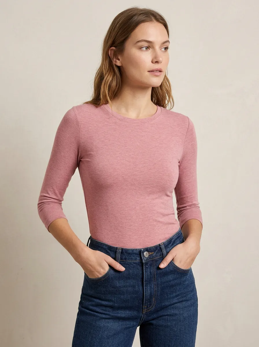 Relaxed Women's Three-Quarter Sleeve Top