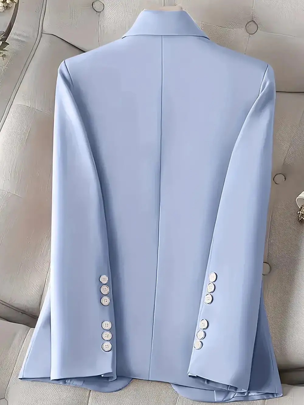 Streamlined Single-Button Long-Sleeve Blazer