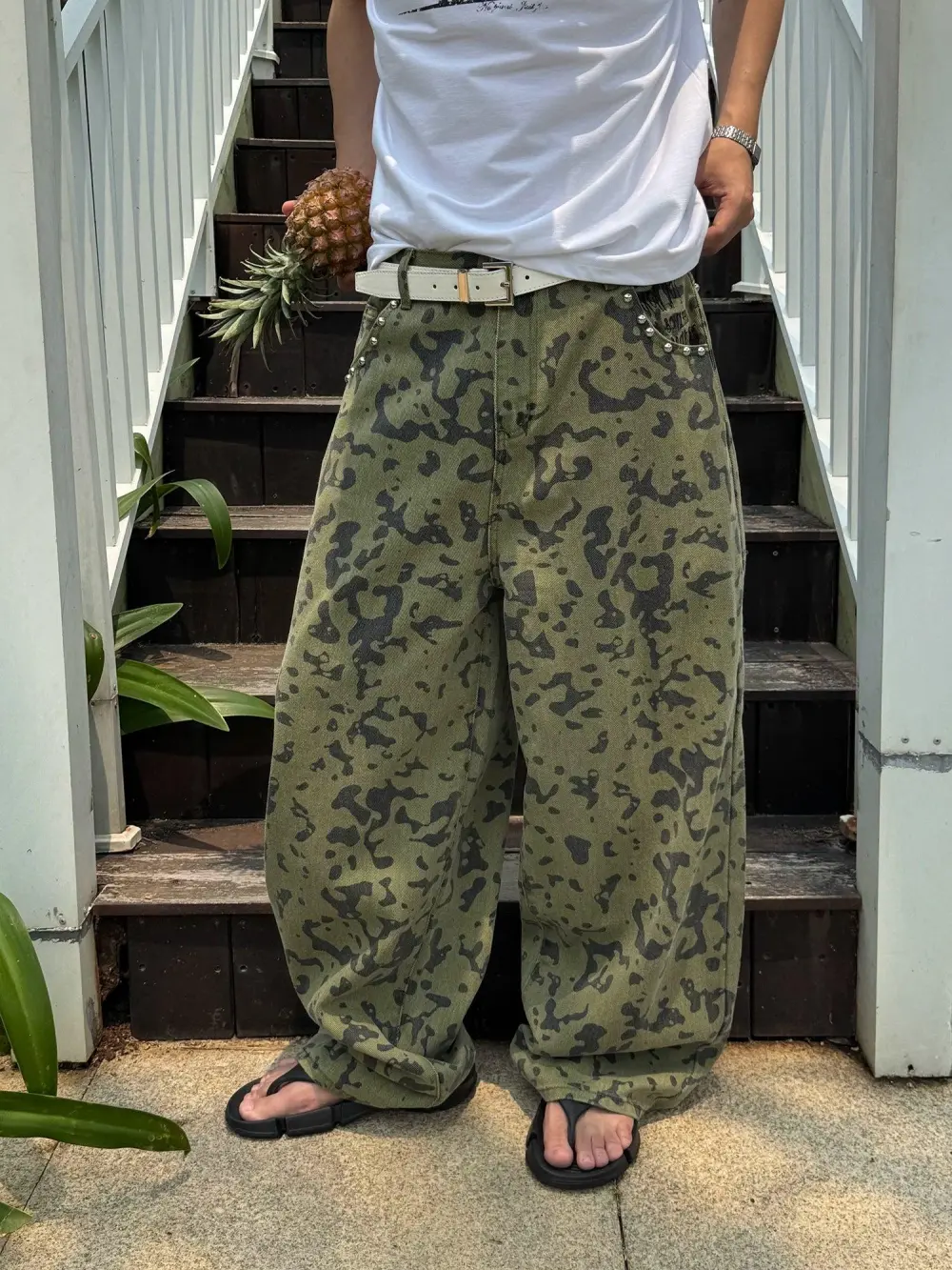 Distressed Camo Loose Fit Jeans