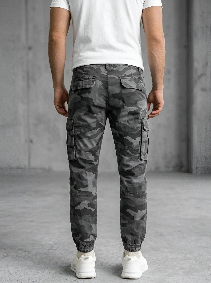 Outdoor-Ready Camouflage Urban Camouflage Cargo Pants