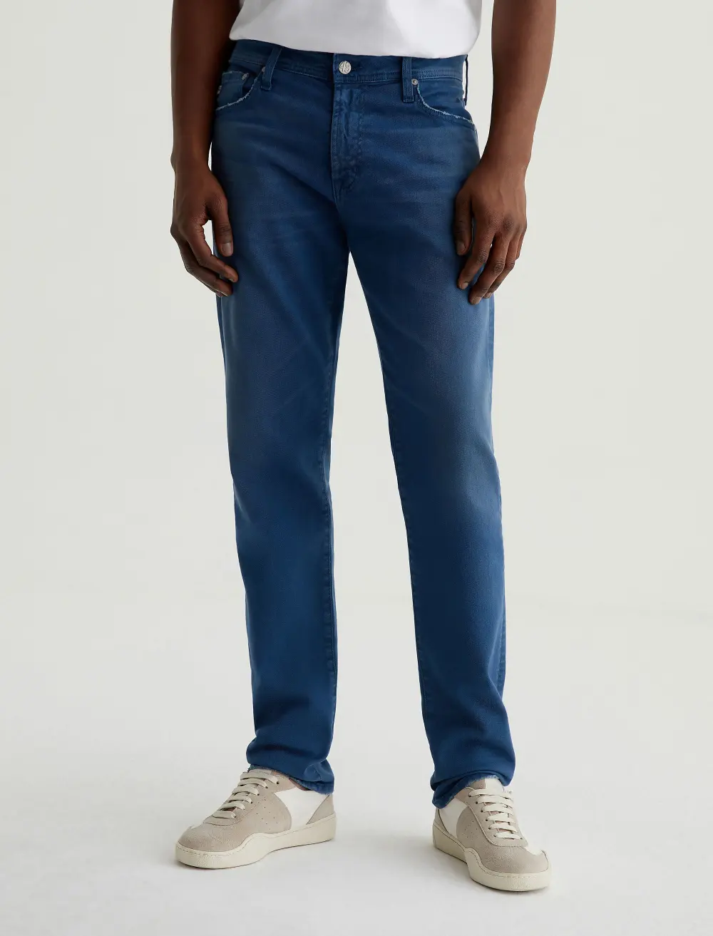Men's Modern Slim Zip Fly Distressed Jeans