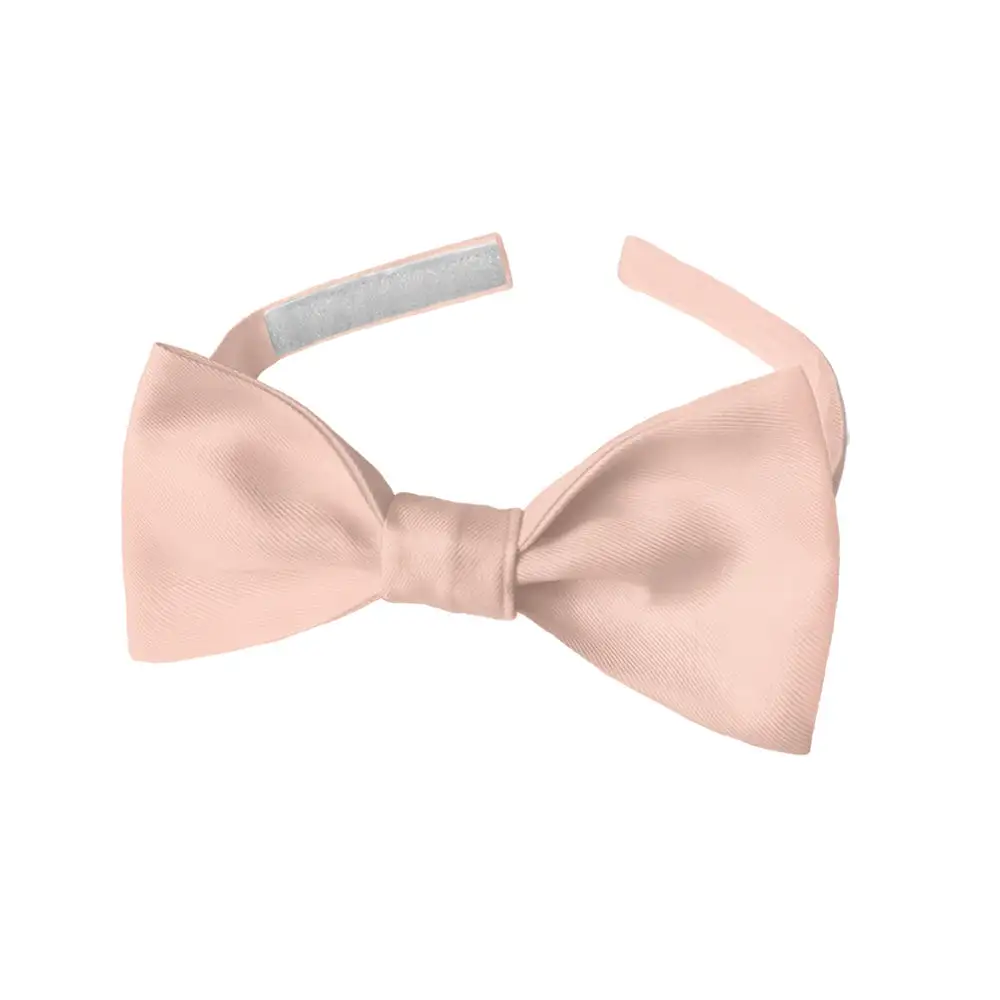 Detailed Solid Pattern Bow Tie