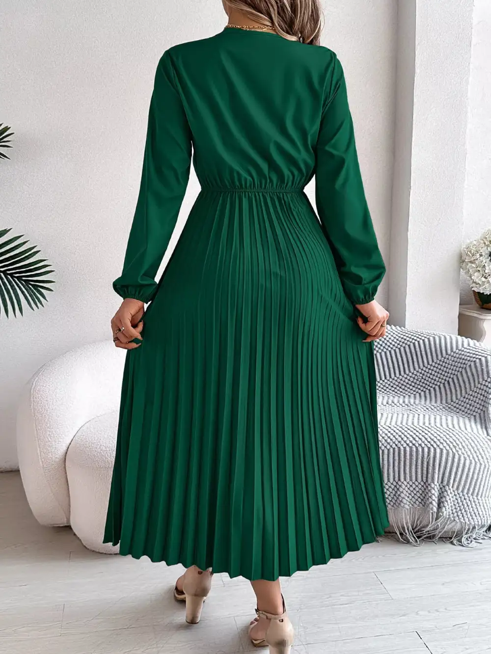 Lace V Neck Pleated Dress Casual