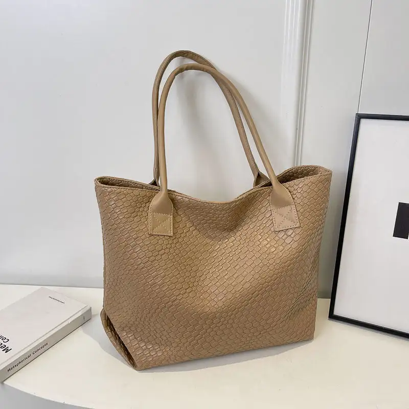 Commuter Woven Textured Tote Bag