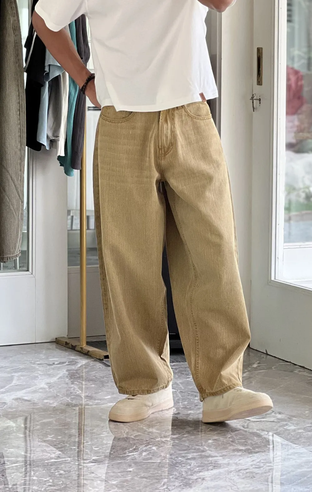 Tapered Barrel Jeans