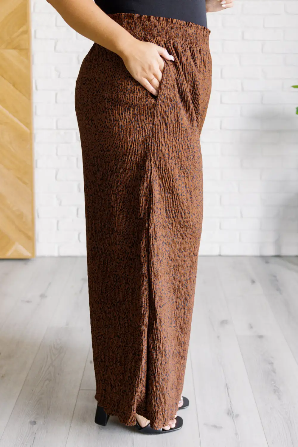 High Rise Wide Leg Pants In