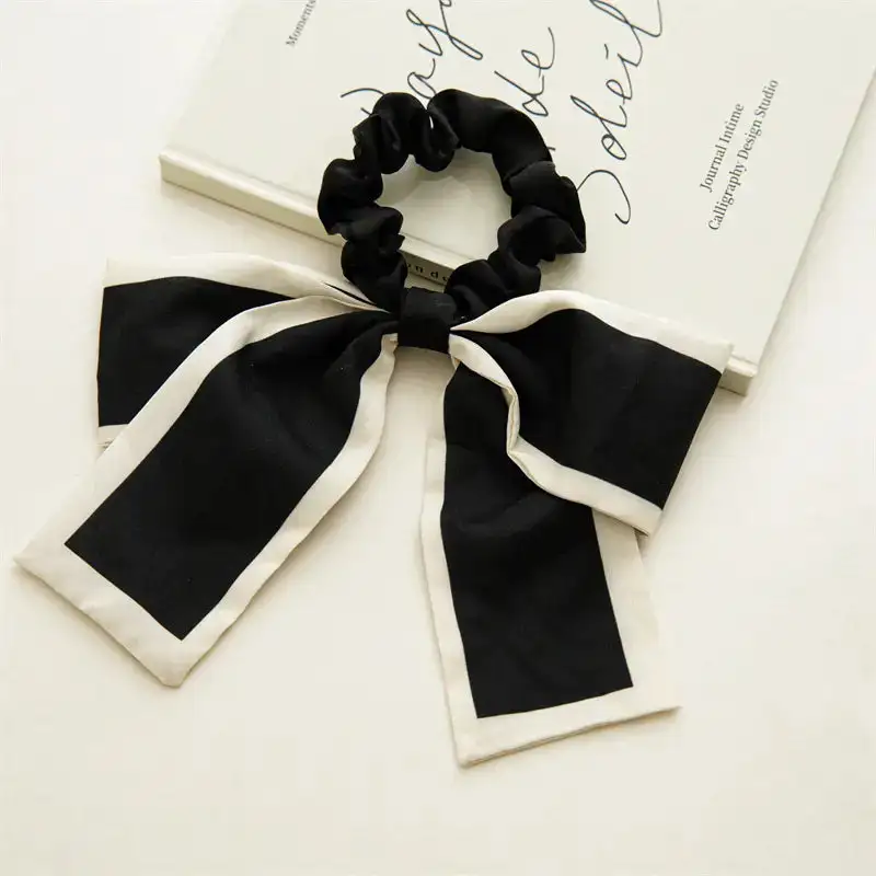 Odette Scrunchie Scarf