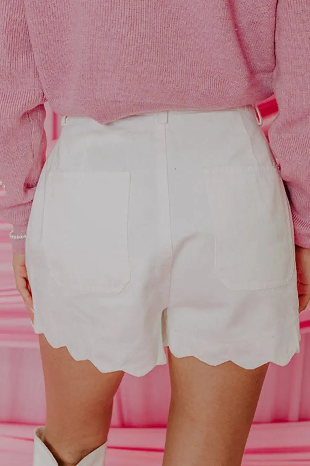 Relaxed Fit Pocketed Scalloped Denim Shorts