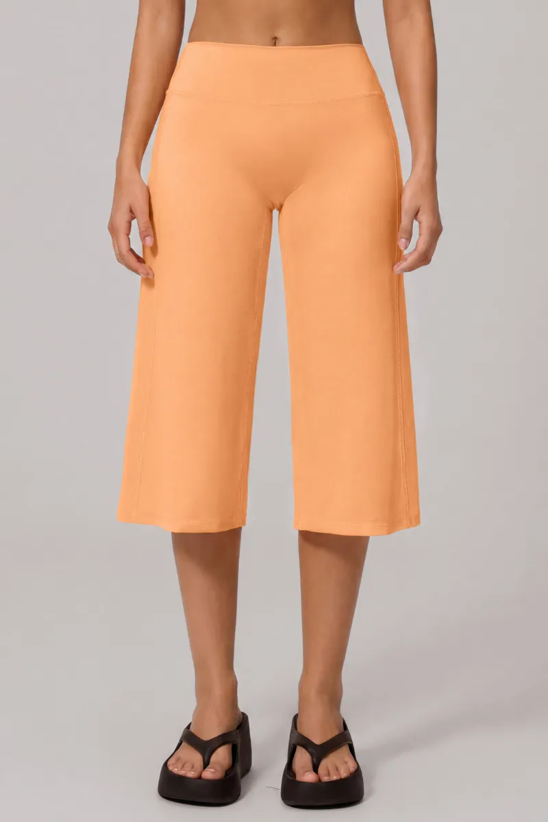 Wide-Leg Capri Trousers