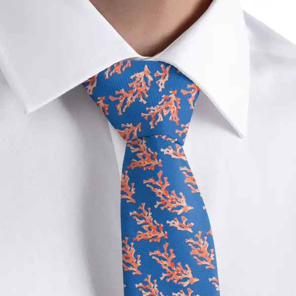 Refined Reef Motif Necktie