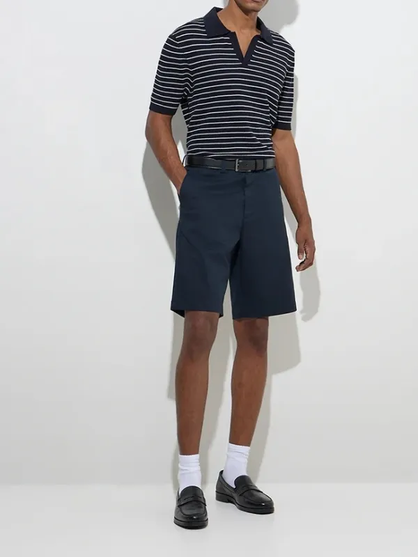 Man's Loose Mid-Rise Cotton-Blend Shorts