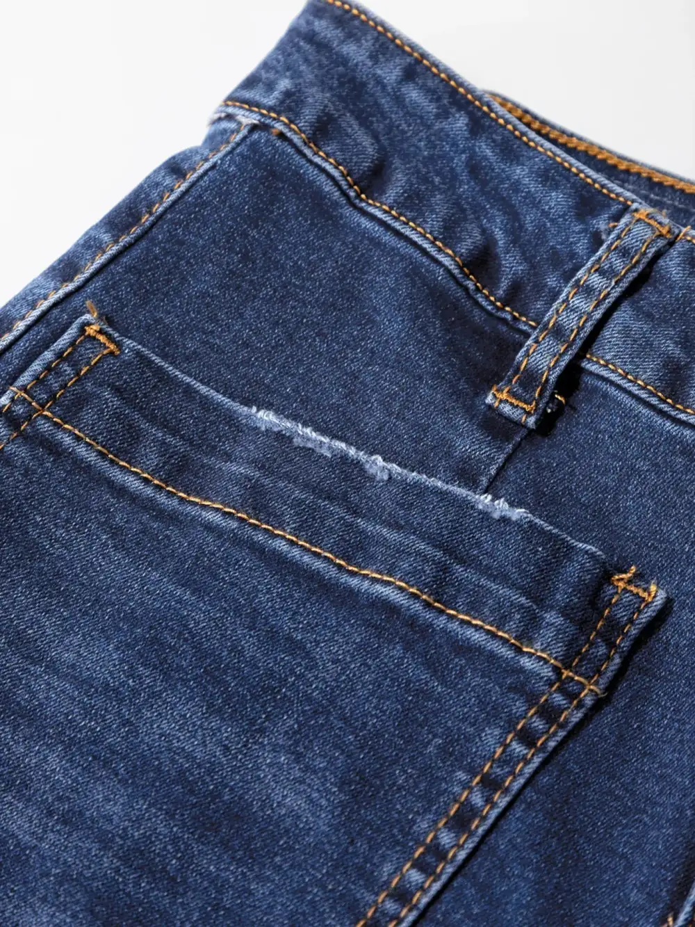 Balanced Pocketed Denim Jeans