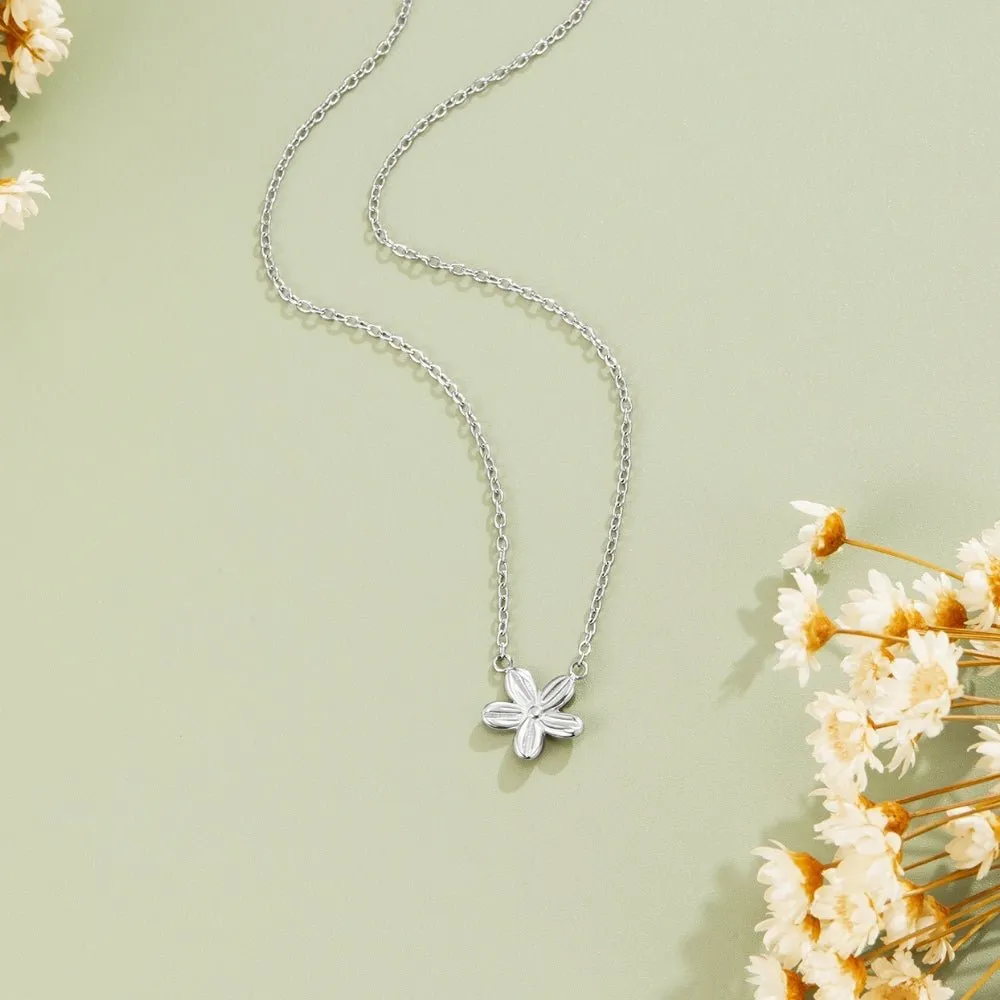 Adjustable Blossom Pendant Necklace