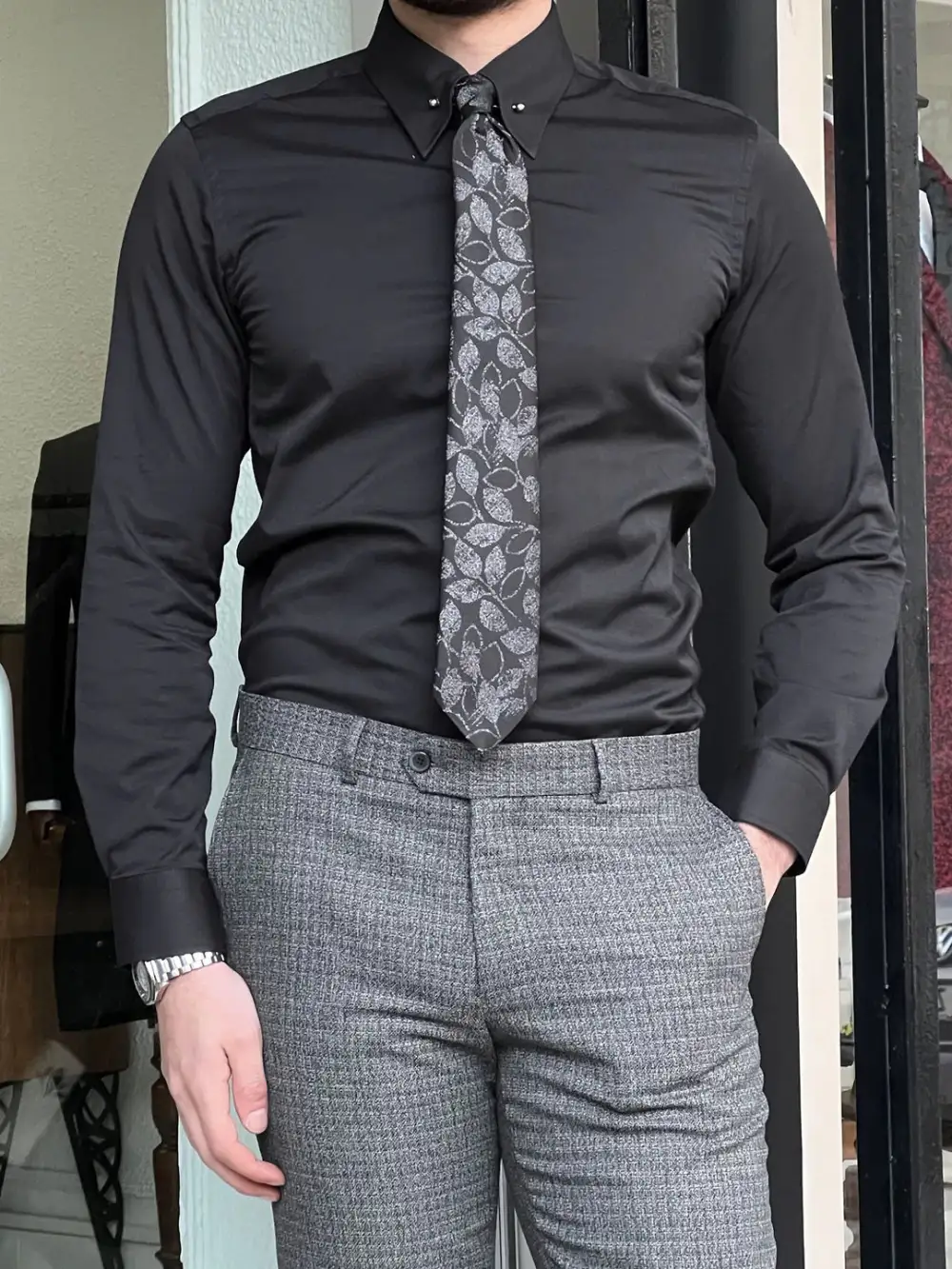Distinctive Slim Fit Cotton Casual Shirt