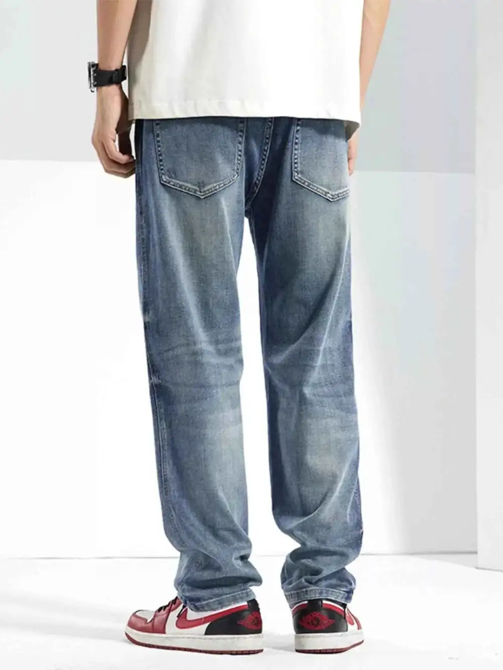 Washed Straight Jeans