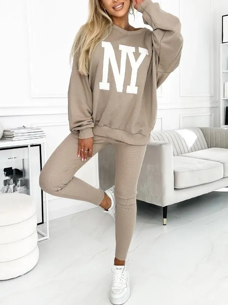 Women's Fashion NYC Sweatshirt and Lined Leggings Set