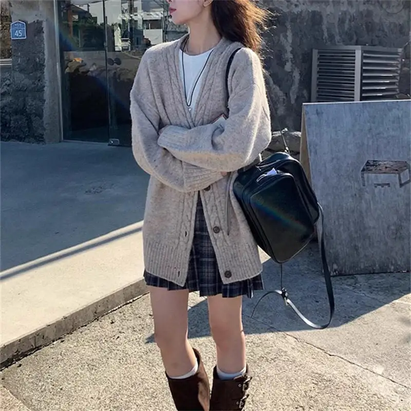 Easy-Wear V-Neck Jacquard Cardigan Sweater