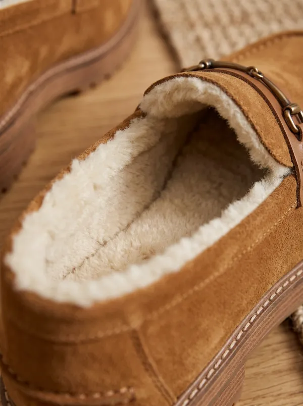 Women's Metal Detail Casual Suede Wood Sole Loafers
