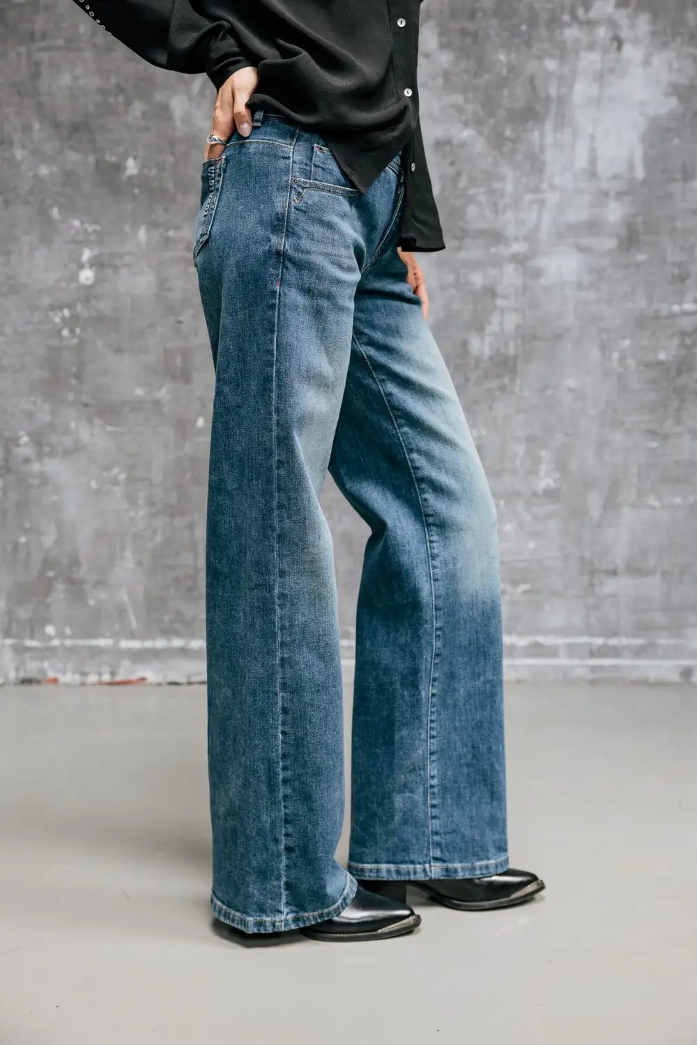 Women's Casual Essential Denim Jeans