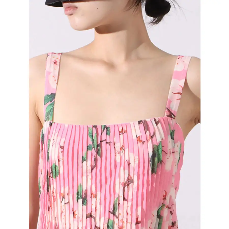 Classic Floral Print Pleated Maxi Dress