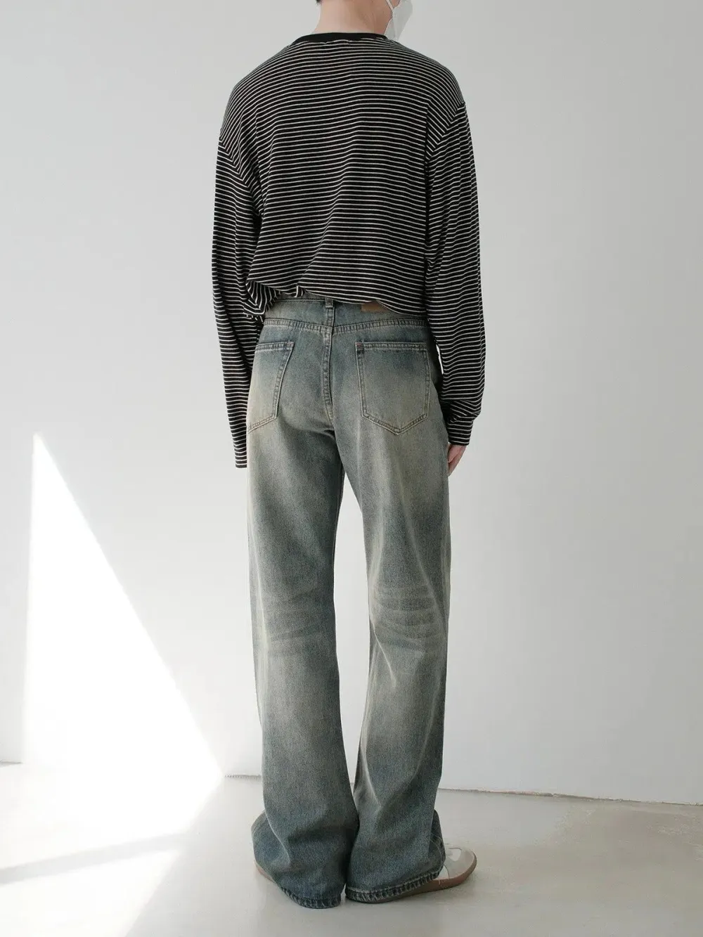 Regular Whisker Line Jeans