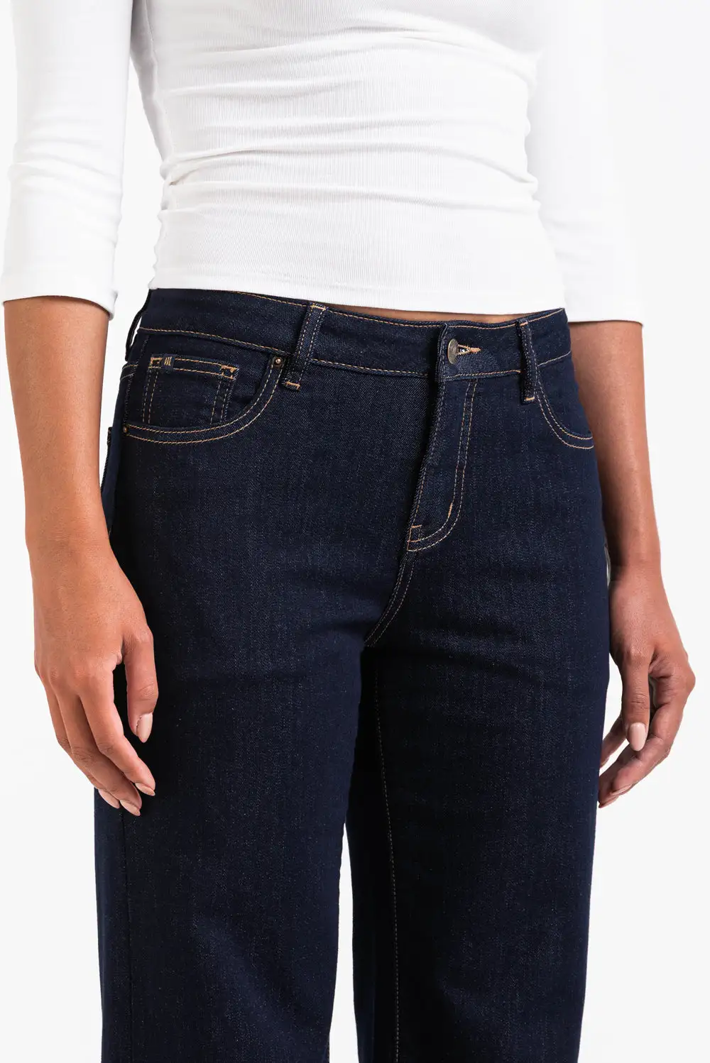 Casual Mid Rise Straight Leg Jeans