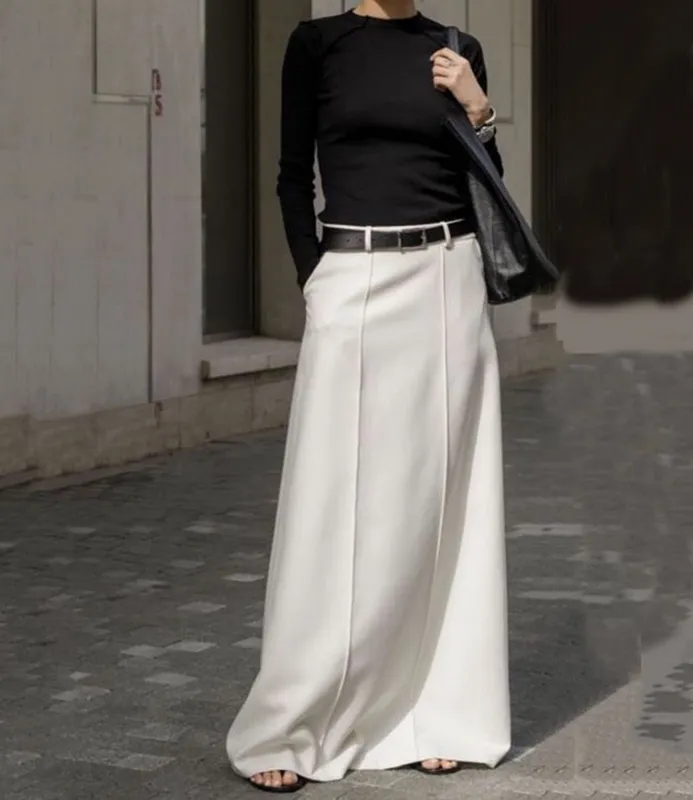 H-line Sleek Midi Skirt
