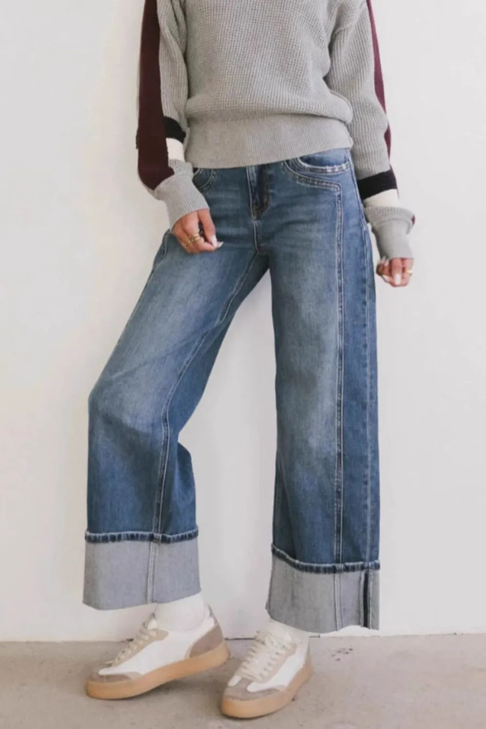 Versatile Straight Leg Pocketed Denim Jeans