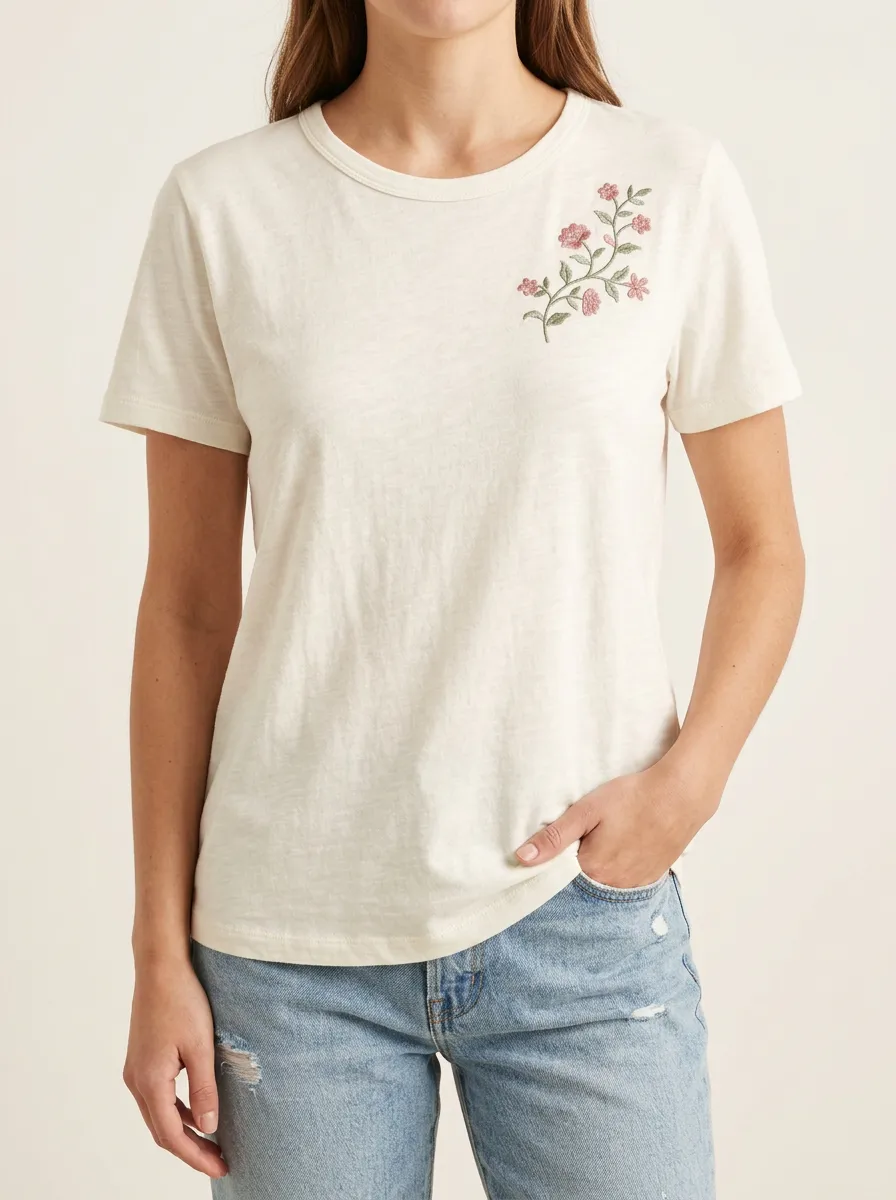 Women's Short Sleeve Tee with Graphic Print Floral Print Detail