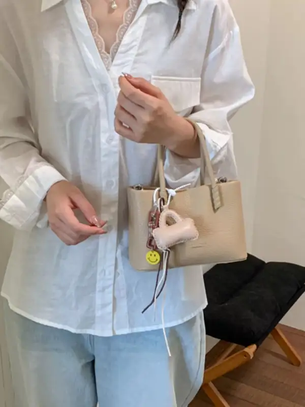 Women's Relaxed Faux Leather Crossbody Bag