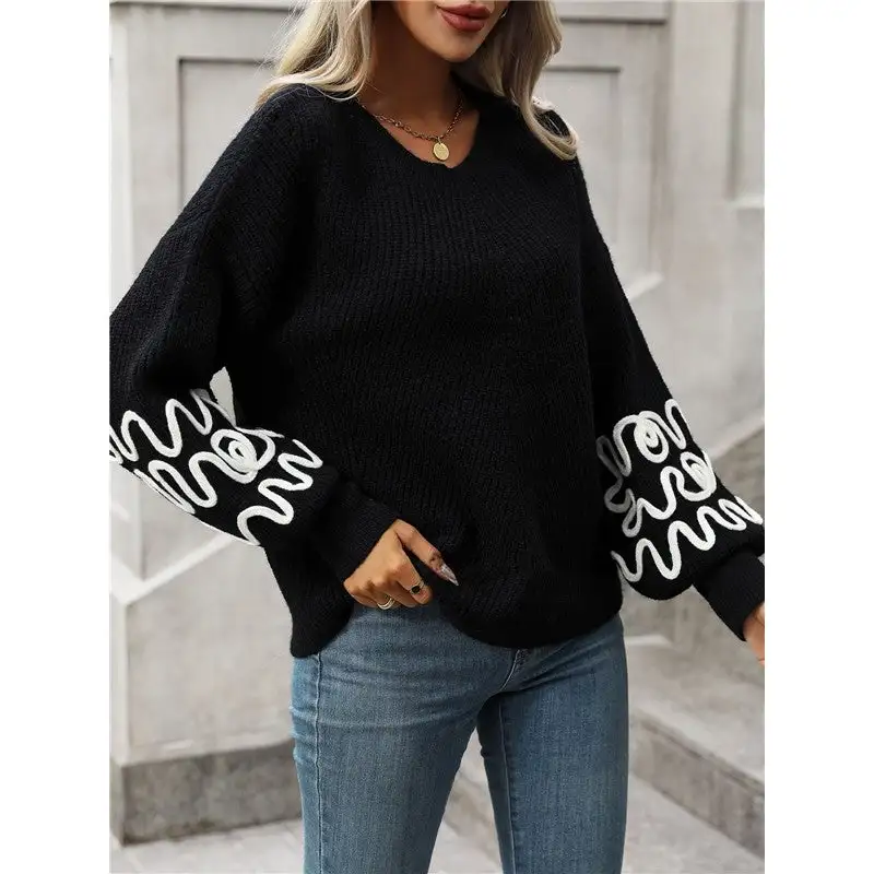 Timeless Women's Knit Long-Sleeve Relaxed Sweater