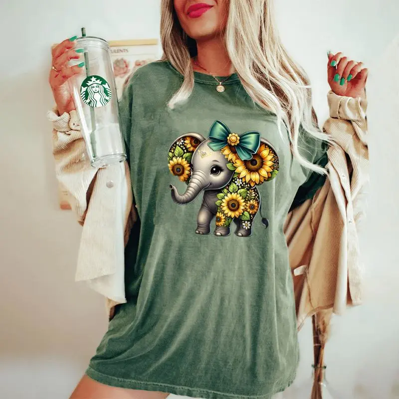 Flower Elephant Sunflower Flower Bow Graphic Girls Women's Oversized Comfort T-Shirt
