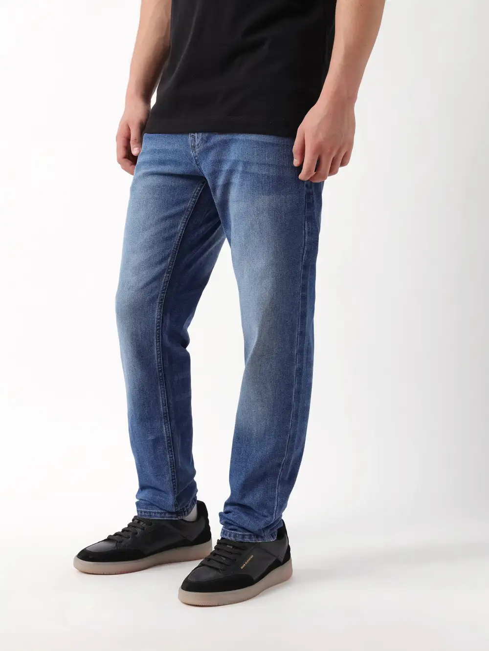 Streamlined Stretch Pocket Lightweight Jeans