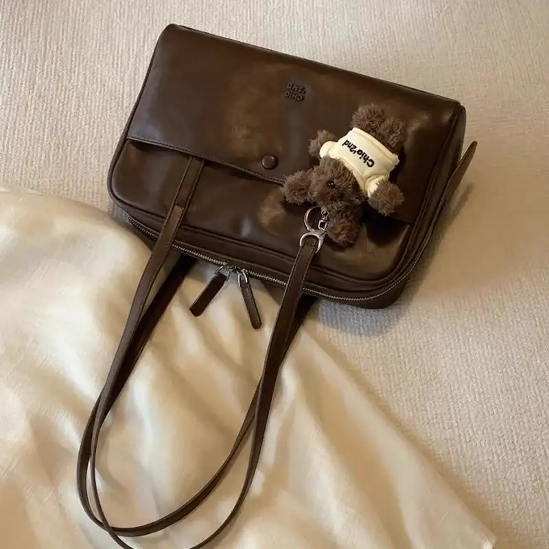 Spacious Boston Underarm Bag Retro Timeless Fashion