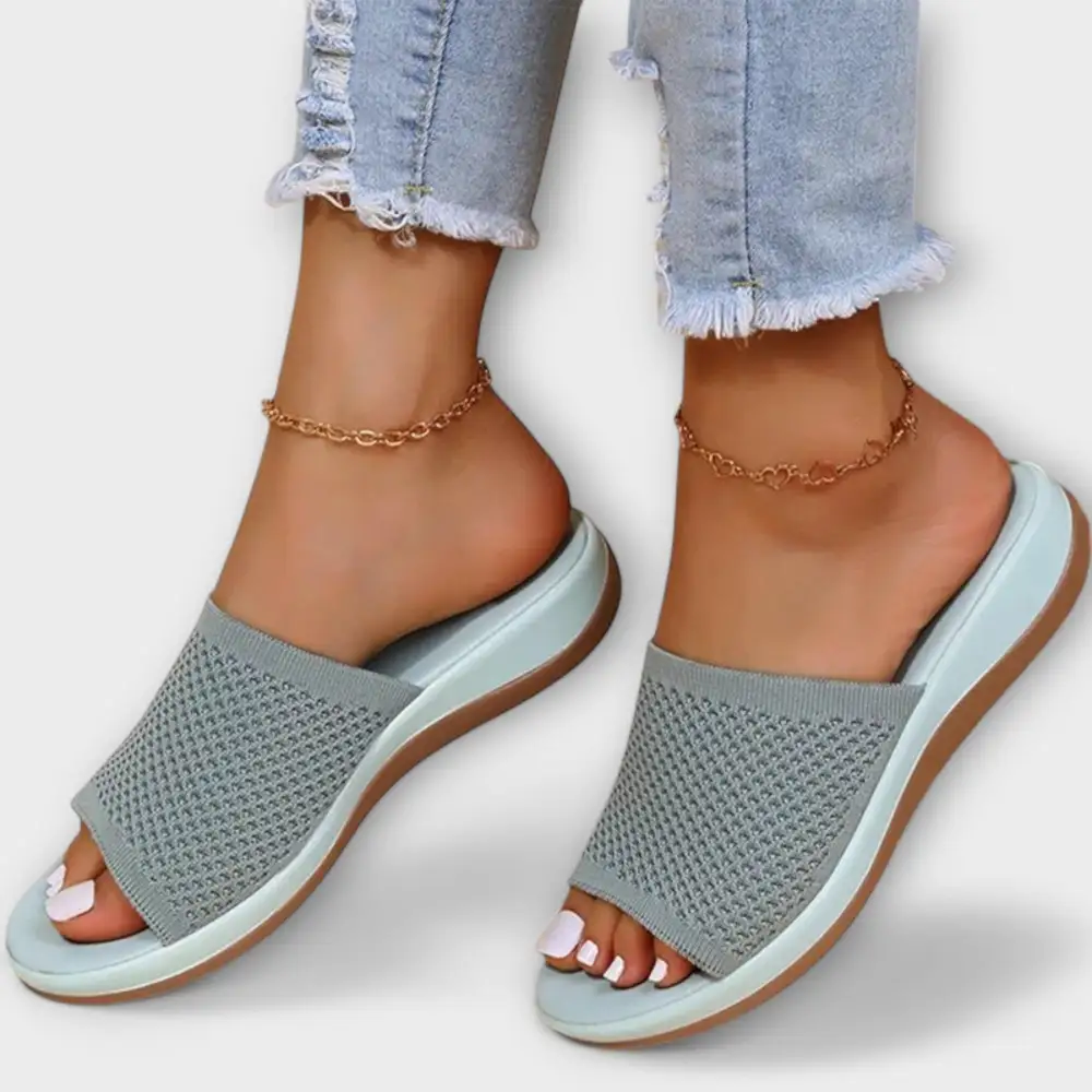 Minimal Refined Everyday Flat Sandals